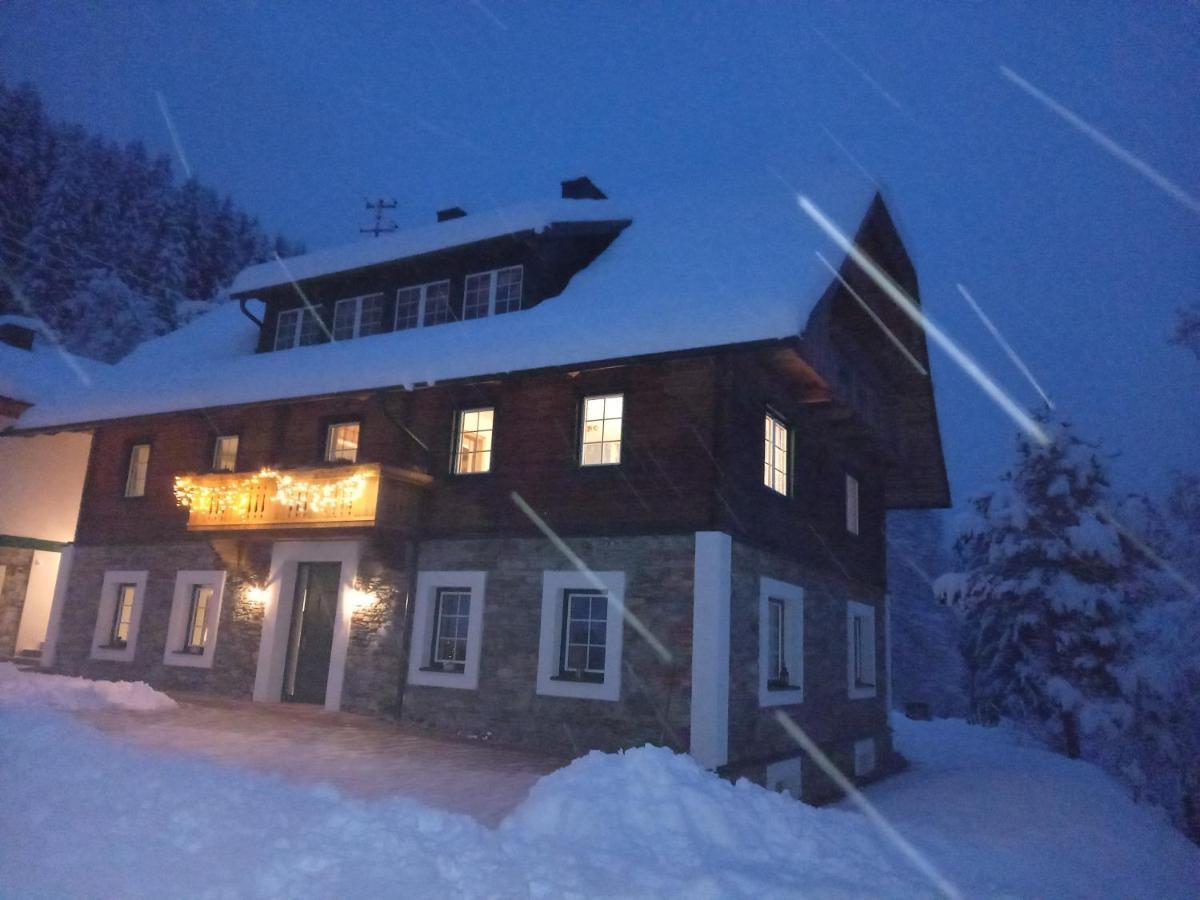 Landhaus Gruenjuwel Himmelberg المظهر الخارجي الصورة